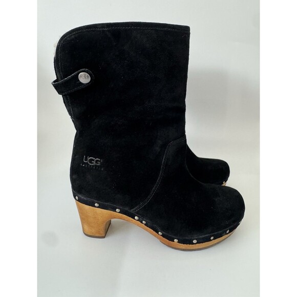 UGG Australia Lynnea Sheepskin Winter Boots Womens Size 6 Black SUEDE - Picture 1 of 16
